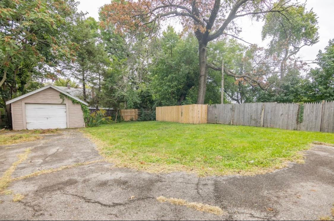 Spacious 2 Bedroom Home Near Ingersoll & Downtown Des Moines Bagian luar foto