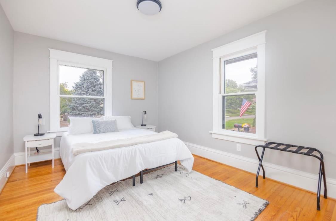 Spacious 2 Bedroom Home Near Ingersoll & Downtown Des Moines Bagian luar foto